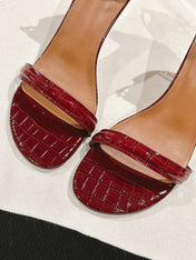 FENDI HIGH-HEELED 85 MM IN CHERRY RED LAMBSKIN WITH GOLD HARDWARE