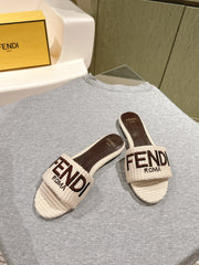 FENDI SIGNATURE MULE SLIDES IN WHITE FIBRE WITH BROWN EMBROIDERED LOGO