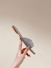 LV WOMEN FLAT MULE IN PASTEL PURPLE SATIN WITH RHINESTONE