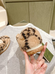 GG INTERLOCKING G SNEAKER IN BEIGE WOOL