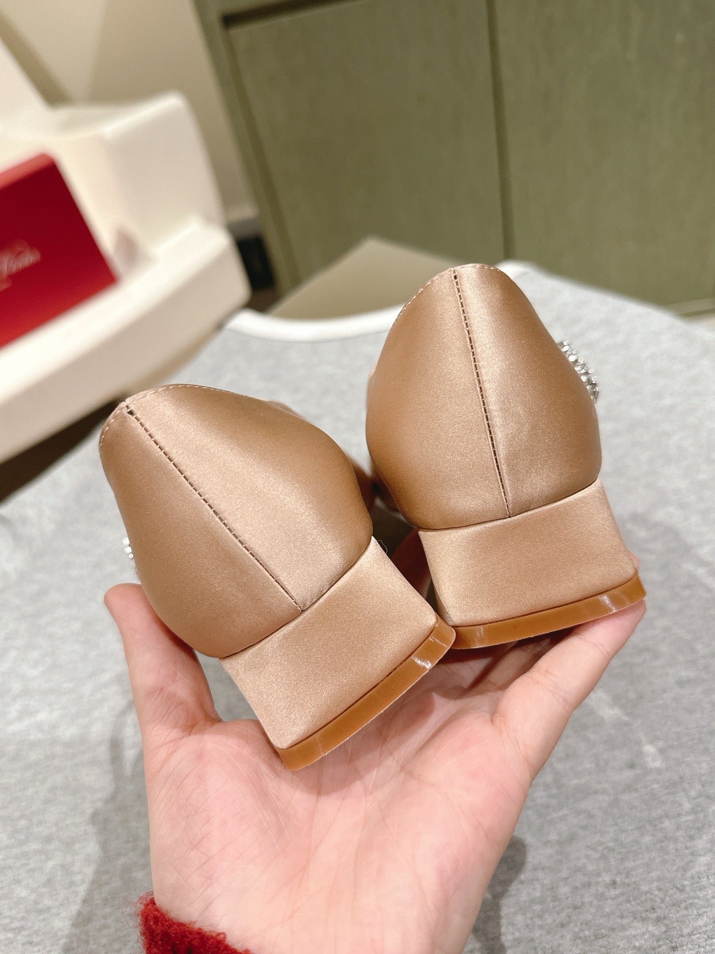 TRÈS VIVIER MARY JANE DOUBLE-STRAP IN NUDE SILK