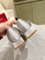 TRÈS VIVIER MARY JANE DOUBLE-STRAP IN SILVER SILK