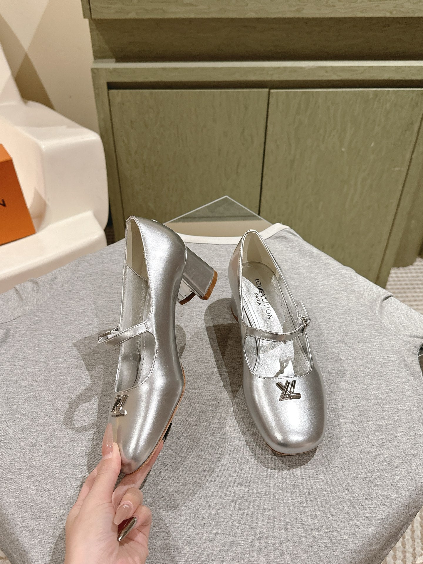 SWING HIGH MARY JANE 55 MM IN SILVER PATENT CALFSKIN