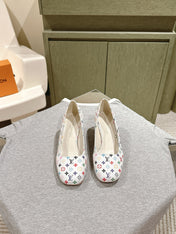SWING HIGH PUMP 55 MM IN WHITE MONOGRAM CALFSKIN