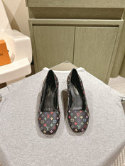 SWING HIGH PUMP 55 MM IN BLACK MONOGRAM CALFSKIN