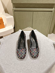 SWING HIGH PUMP 55 MM IN BLACK MONOGRAM CALFSKIN