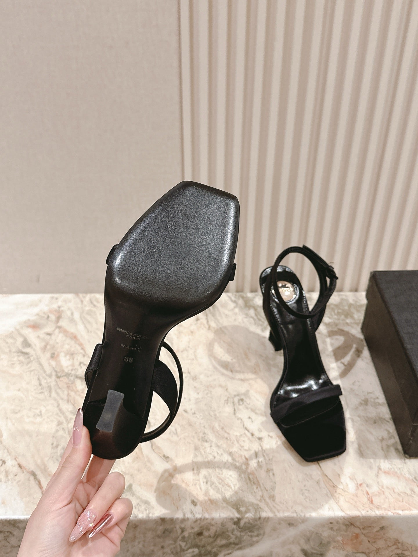 YSL 25S HIGH-HEEL SANDALS 100 MM IN BLACK SATIN