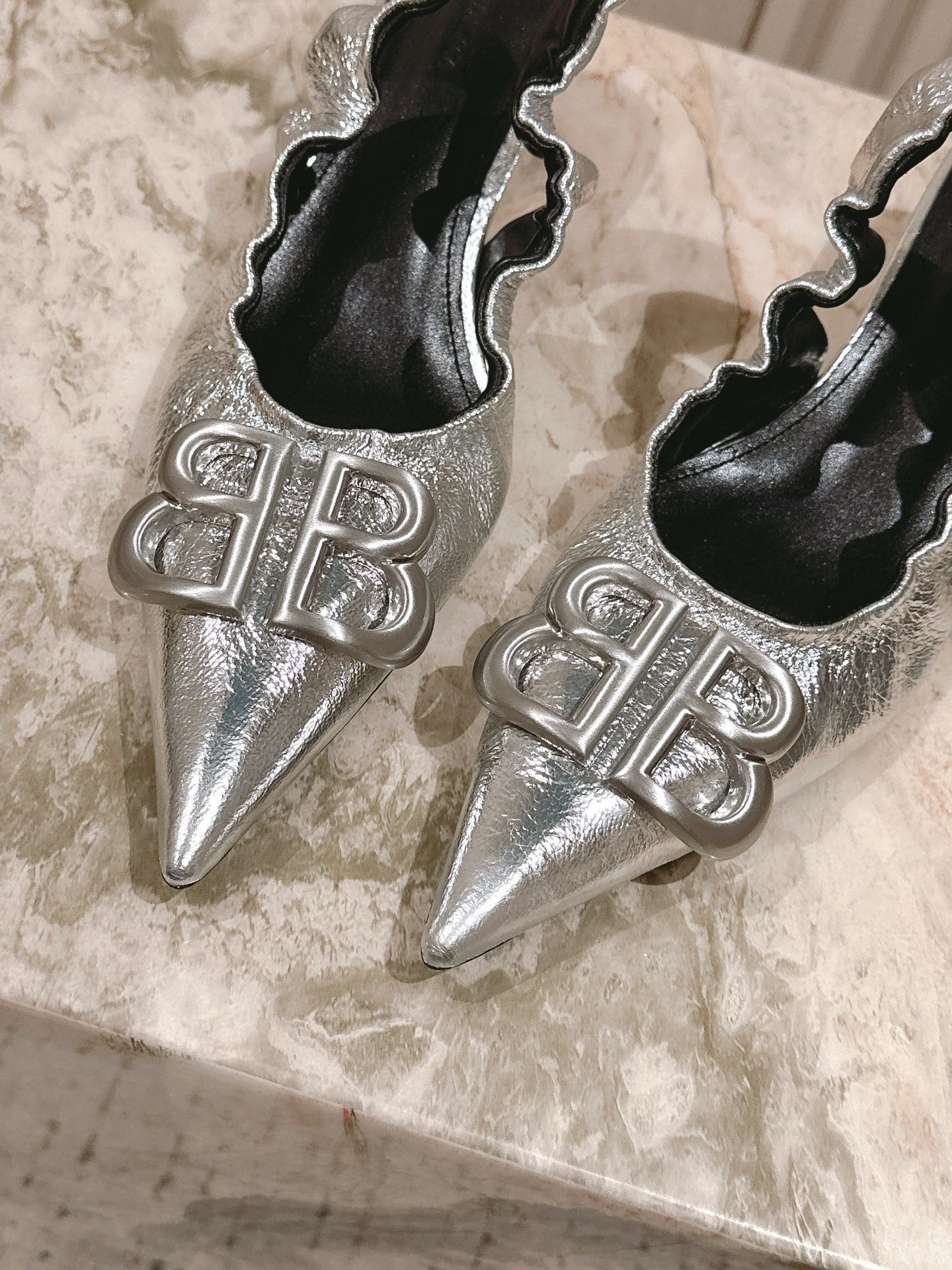 BALENCIAGA 25S HIGH SLINGBACK 45 MM IN SILVER LAMBSKIN WITH SILVER HARDWARE