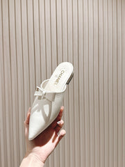 CC FLAT MULES 25S IN WHITE PATENT LEATHER