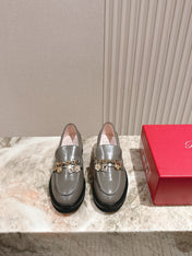 ROGER VIVIER 25S RANGERS CHAIN LOAFER IN GRAY CALFSKIN