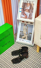 MARELLA THONG IN BLACK CALFSKIN WITH SIGNATURE INTRECCIATO INSOLE