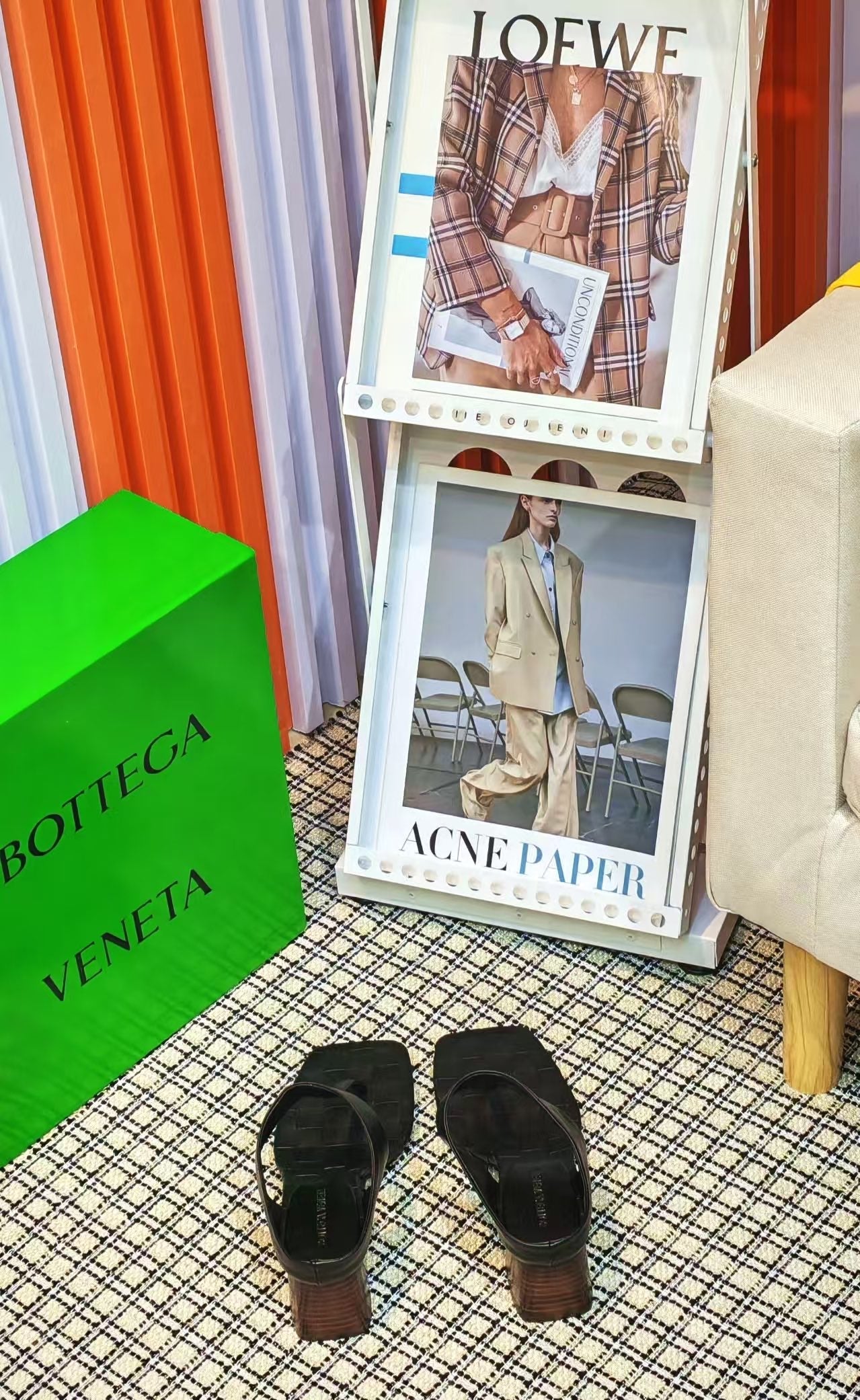 MARELLA THONG IN BLACK CALFSKIN WITH SIGNATURE INTRECCIATO INSOLE