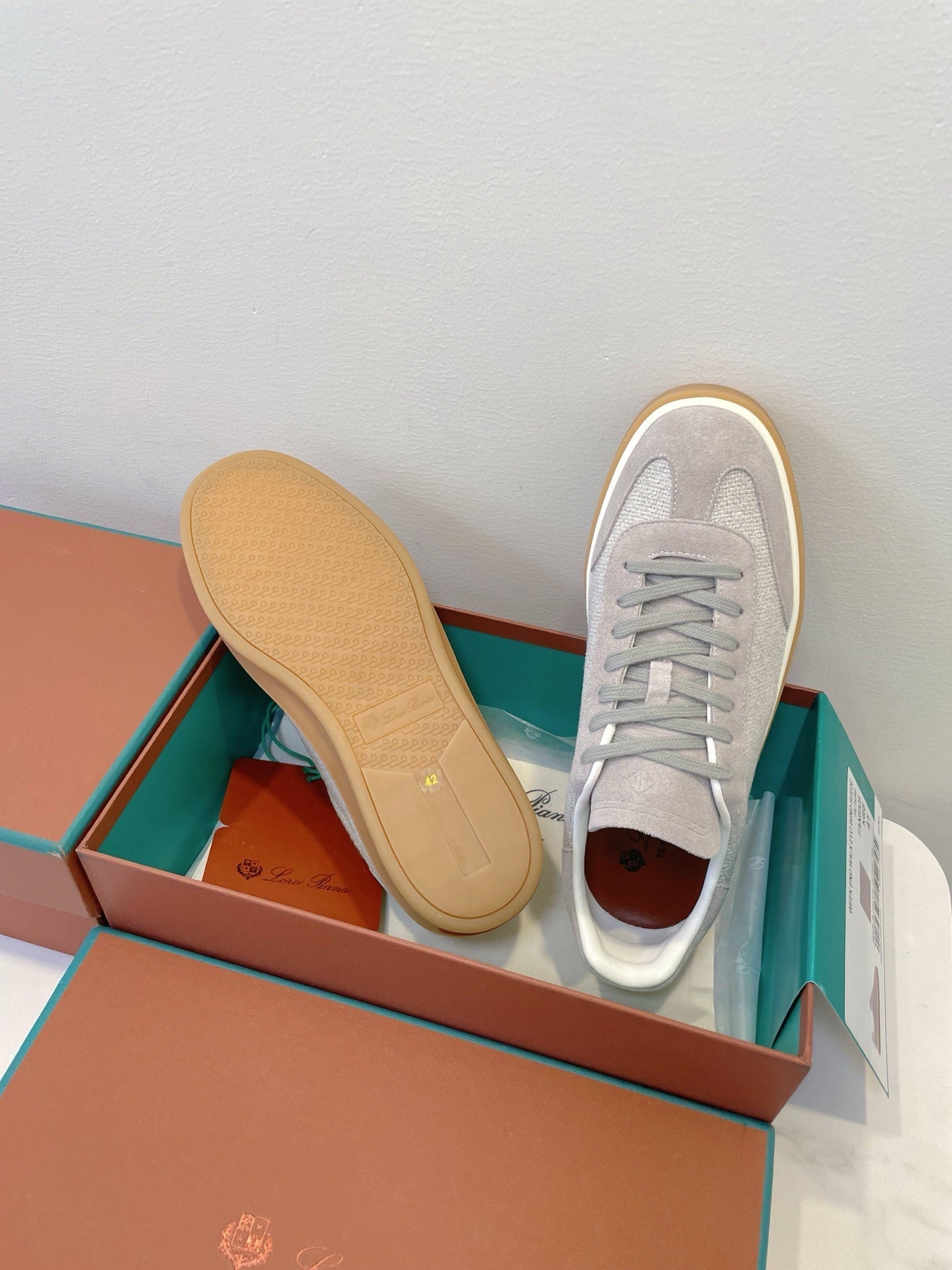 SNEAKERS IN METAL GREY SUEDE WITH CANVAS