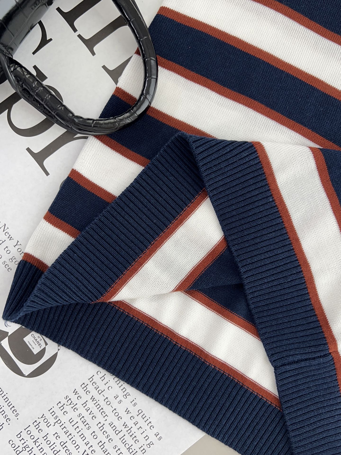 PRADA KNIT POLO STYLE 83