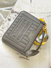 NEVERFULL BANDOULIÈRE INSIDE OUT BB 24 IN BROWN MONOGRAM CANVAS AND GRAY CALFSKIN