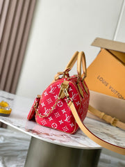 SPEEDY P9 BANDOULIÈRE 25 IN RED MONOGRAM CANVAS GOLD HARDWARE