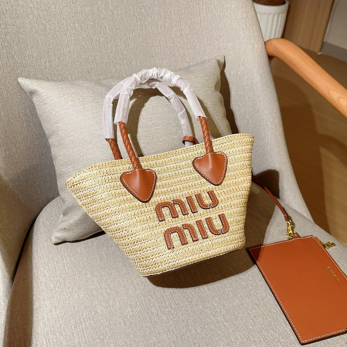 PALMETTO TOTE BAG 18 IN BEIGE WOVEN RAFFIA BROWN CALFSKIN TRIM