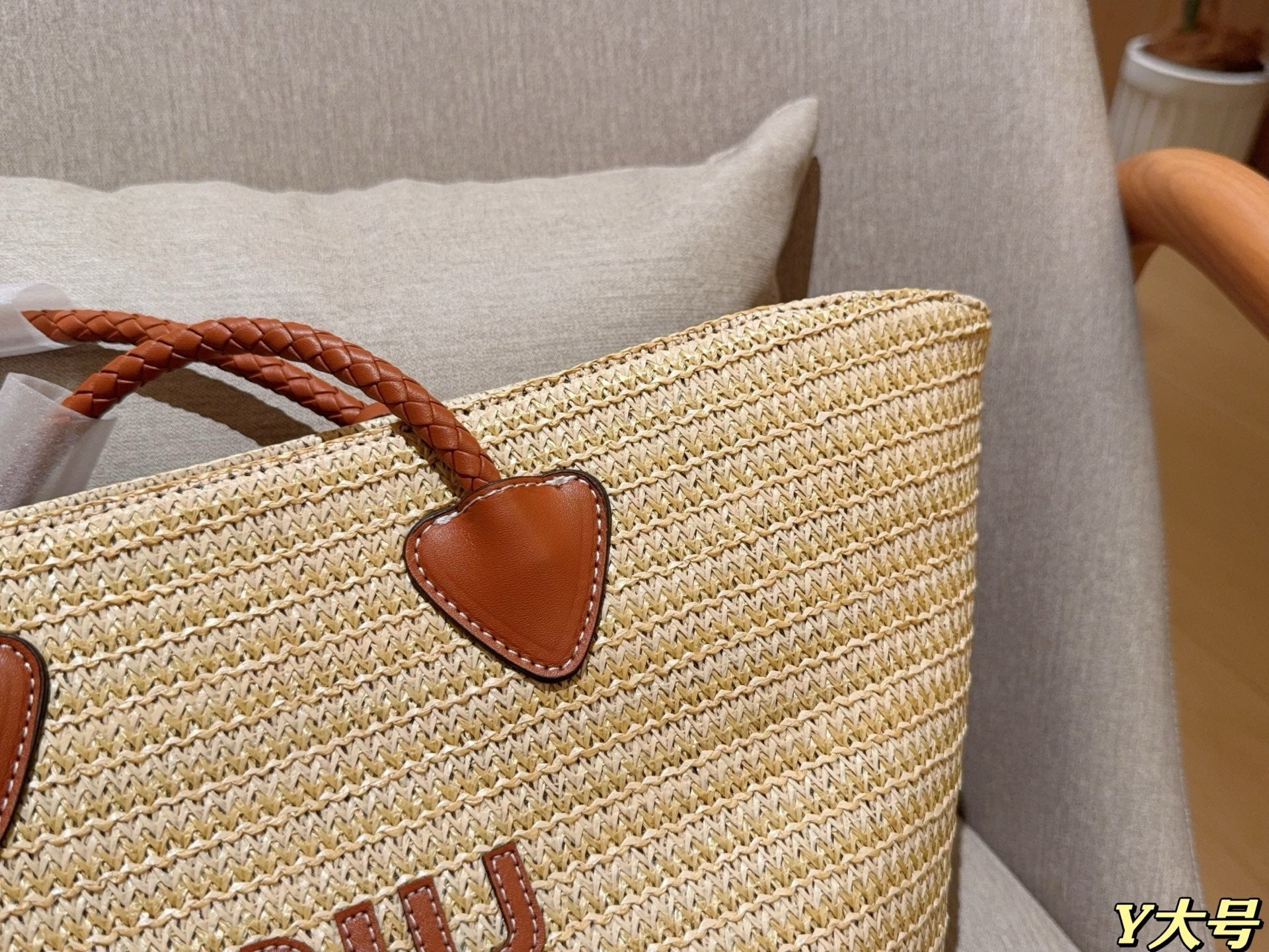 PALMETTO TOTE BAG 25 IN BEIGE WOVEN RAFFIA BROWN CALFSKIN TRIM