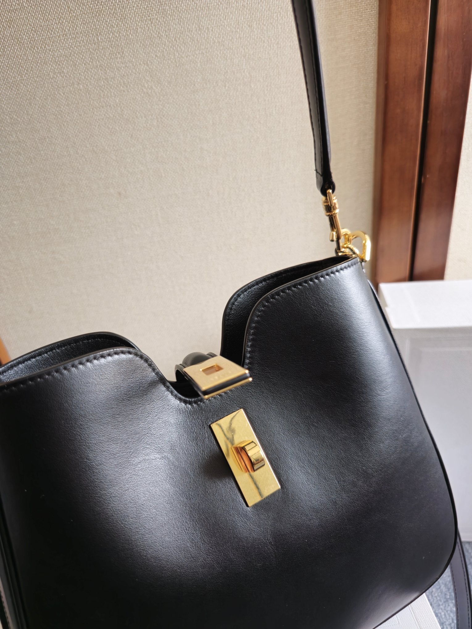 SMALL CAMILLE 16 SOFT BAG 24 IN BLACK SMOOTH CALFSKIN