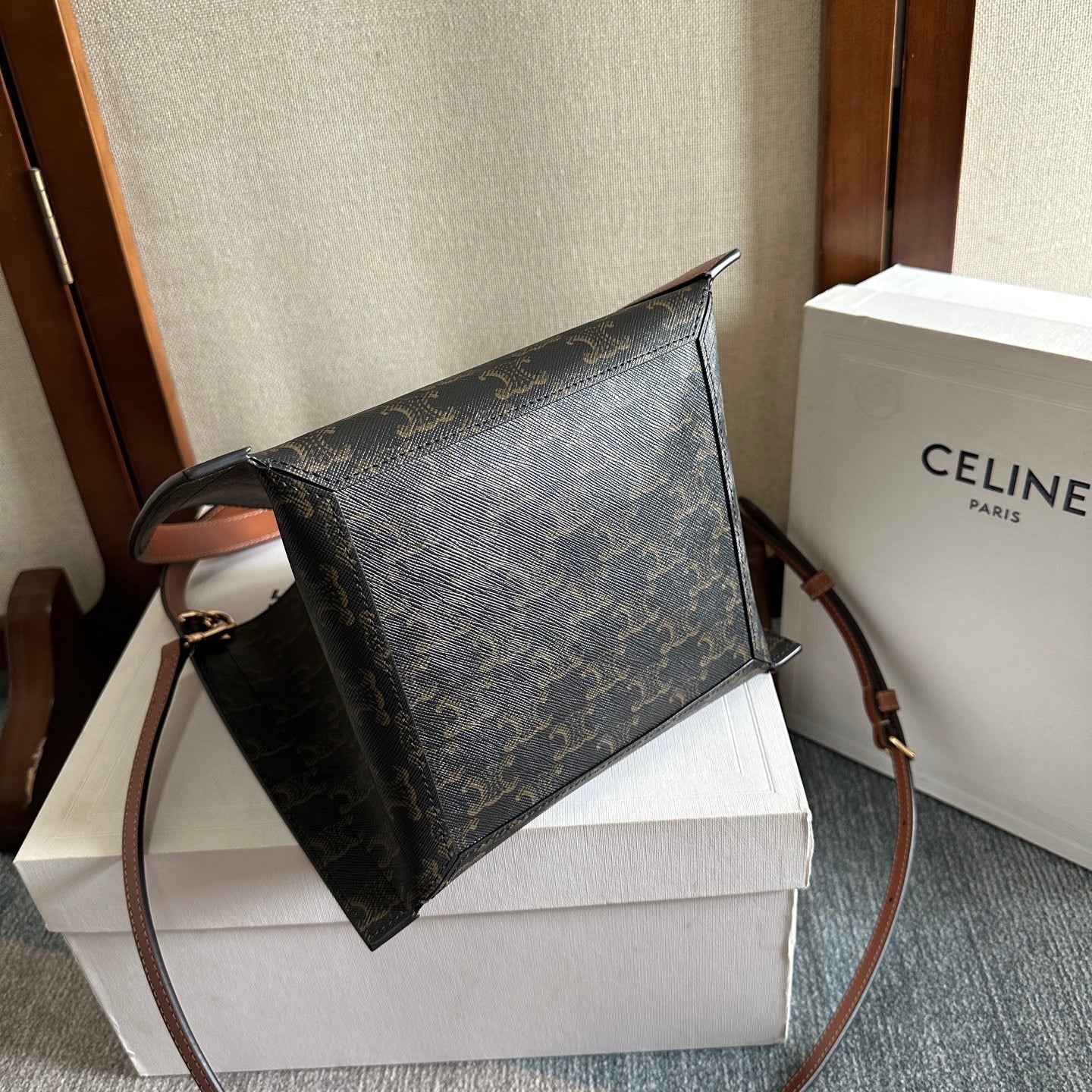 CELINE 25S CUBE BAG 18MM IN BLACK TRIOMPHE CANVAS AND DARK BORWN CALFSKIN