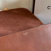 CELINE 25S BESACE SOFT TRIOMPHE 32MM IN BROWN SUPPLE SHINY LAMBSKIN