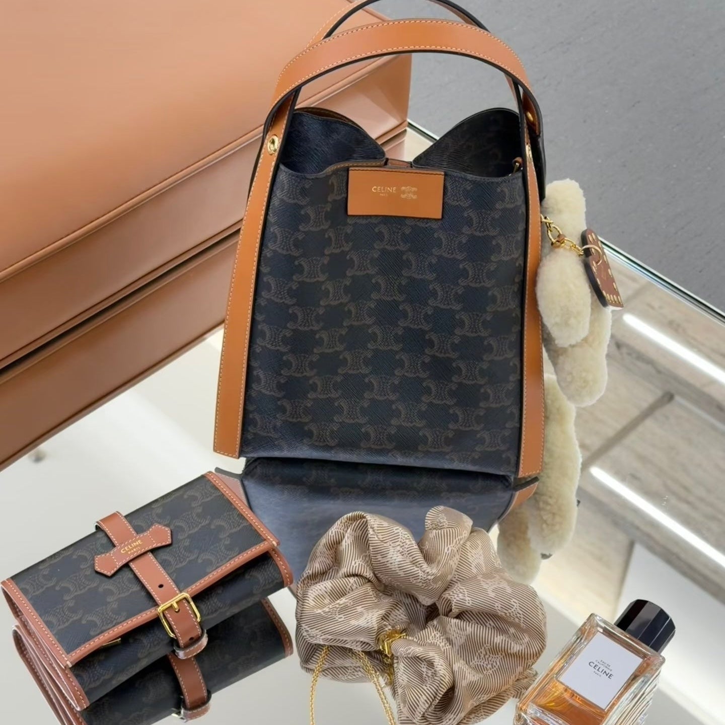 CELINE 25S SMALL CUBE BAG 21MM IN BLACK TRIOMPHE CANVAS AND BORWN CALFSKIN