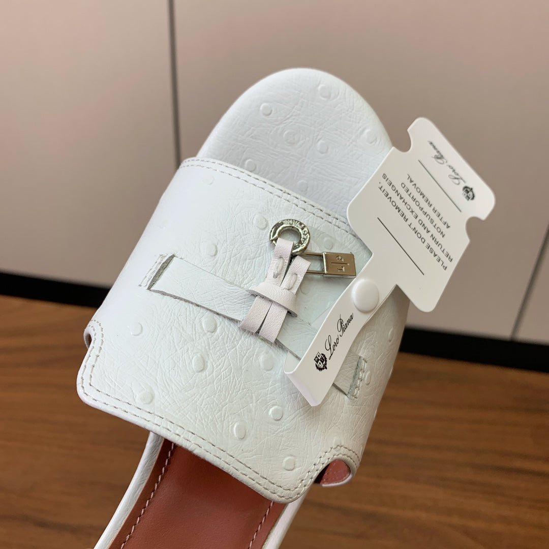 HIGH HEEL IN WHITE LAMBSKIN OSTRICH SKIN