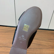FLAT SLIPPERS IN BLACK CALFSKIN