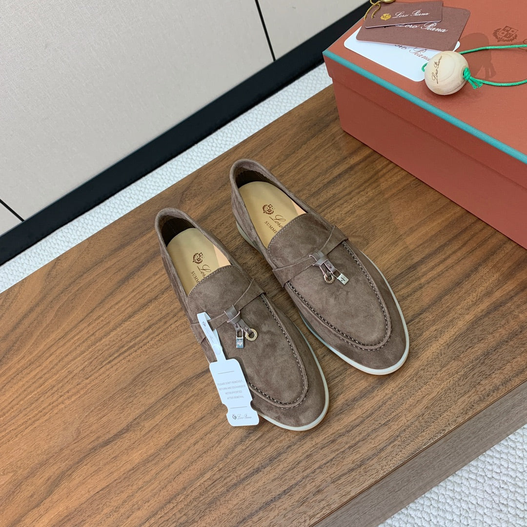 LP LOAFERS 25S IN ASH BROWN CASHMERE WITH SILVER HARDWARE