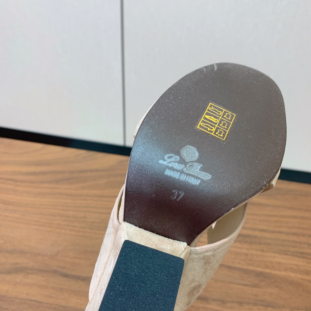 HIGH HEELS 85 MM IN LIGHT PINK SUEDE