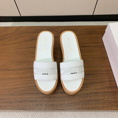 DIOR 25S DWAY WEDGE SLIDE 90 MM IN WHITE CALFSKIN