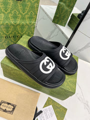 PLATFORM SLIPPERS IN BLACK IMPORTED TPU
