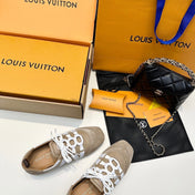 SNEAKERINA TRAINERS IN BROWN AND WHITE SUEDE