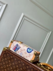 SIDE TRUNK MM 23.5 IN MONOGRAM DUNE CANVAS AND CALFSKIN