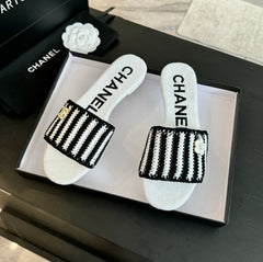 Double C Sheepskins Knit Slippers White Black