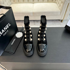 CC HIGH-TOP BOOTS IN BLACK SUEDE AND CALFSKIN WITH PEARL CHAIN