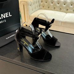 HIGH SANDAL OPEN TOE IN BLACK VELVET