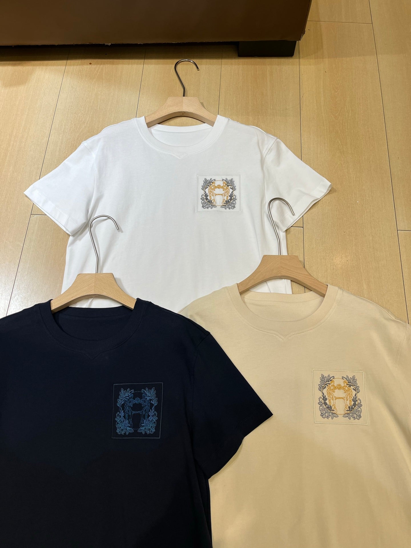 HERMES 26S SHORT SLEEVE T-SHIRT 569