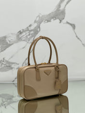 LARGE TOP HANDLE BAG 35 IN DRIED MOSS NYLON AND CALFSKIN TRIM