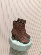 BOTTEGA VENETA 26S INTRECCIATO BOOTS 85 MM IN DARK BROWN SUEDE AND LAMBSKIN
