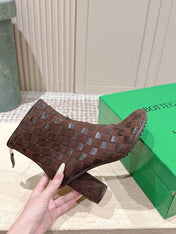 BOTTEGA VENETA 26S INTRECCIATO BOOTS 85 MM IN DARK BROWN SUEDE AND LAMBSKIN