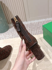 BOTTEGA VENETA 26S INTRECCIATO BOOTS 85 MM IN DARK BROWN SUEDE AND LAMBSKIN