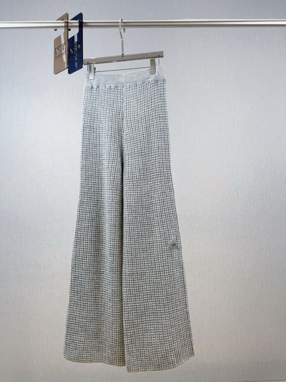 ALO WIDE-LEG PANTS STYLE 147