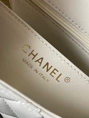 CC MINI 18 FLAP BAG IN WHITE LAMBSKIN