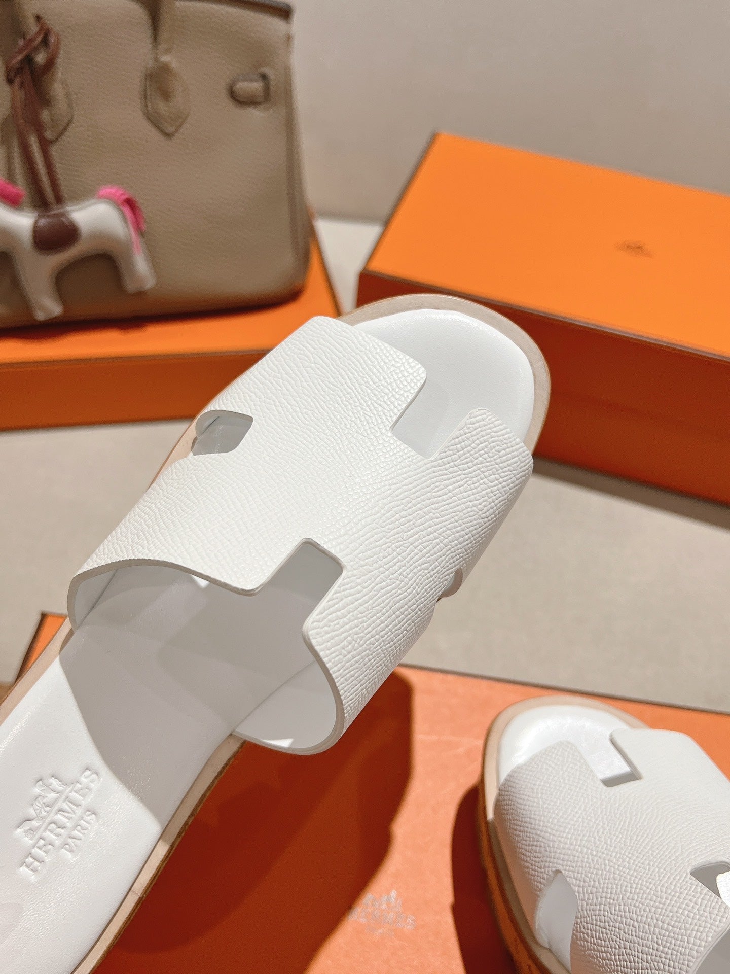 HM 25S HIGH WEDGE SANDALS IN WHITE LAMBSKIN STYLE 34