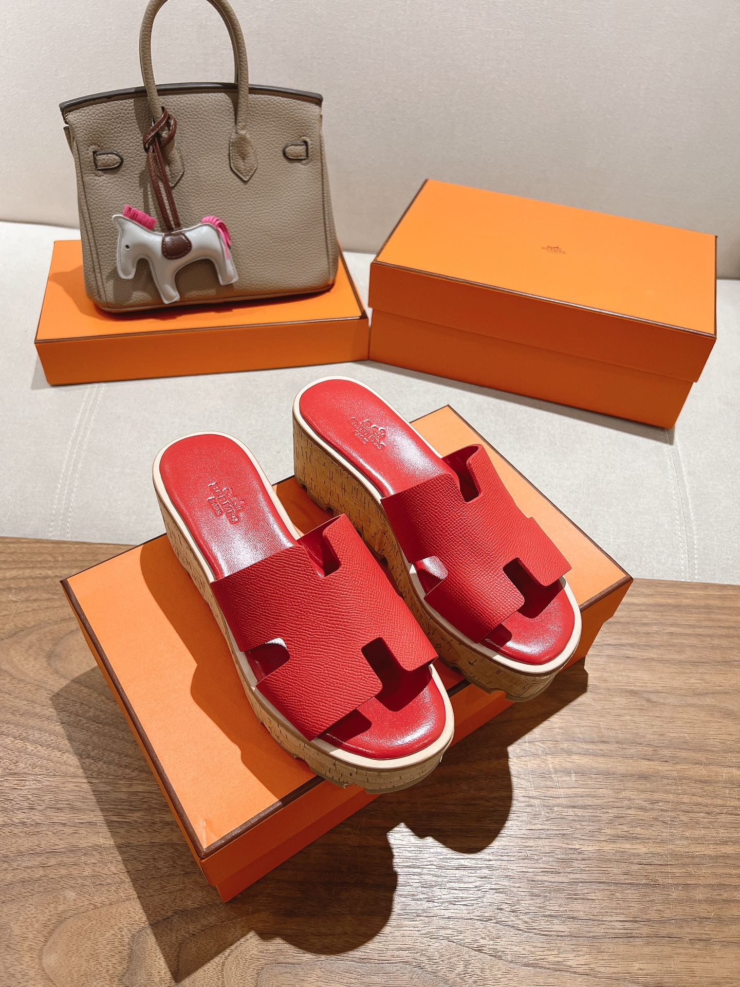 HM 25S HIGH WEDGE SANDALS IN RED LAMBSKIN STYLE 35