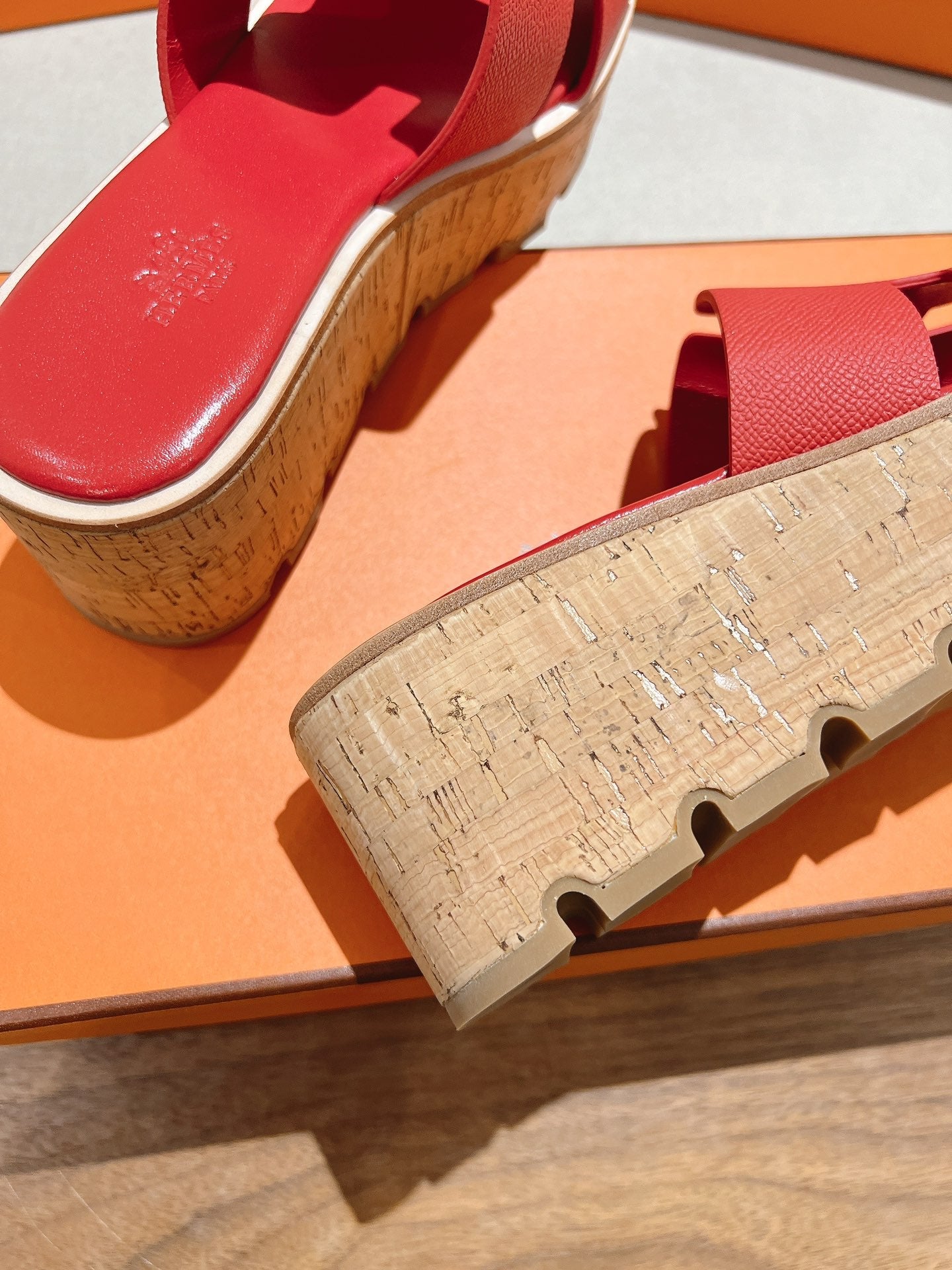 HM 25S HIGH WEDGE SANDALS IN RED LAMBSKIN STYLE 35