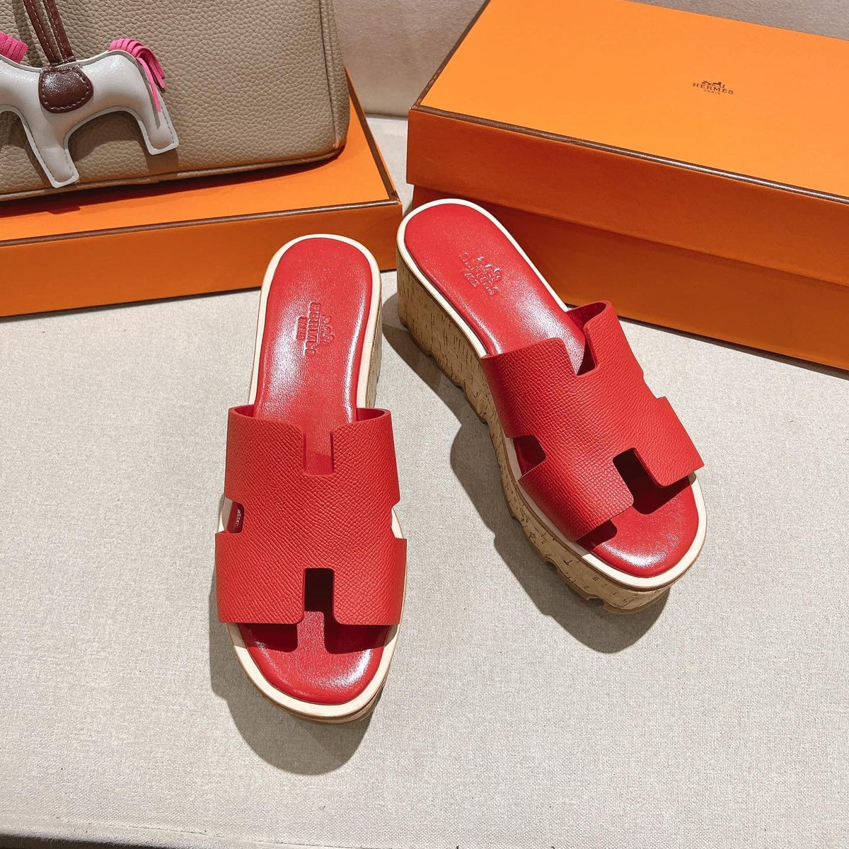 HM 25S HIGH WEDGE SANDALS IN RED LAMBSKIN STYLE 35