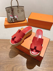 HM 25S HIGH WEDGE SANDALS IN RED LAMBSKIN STYLE 35