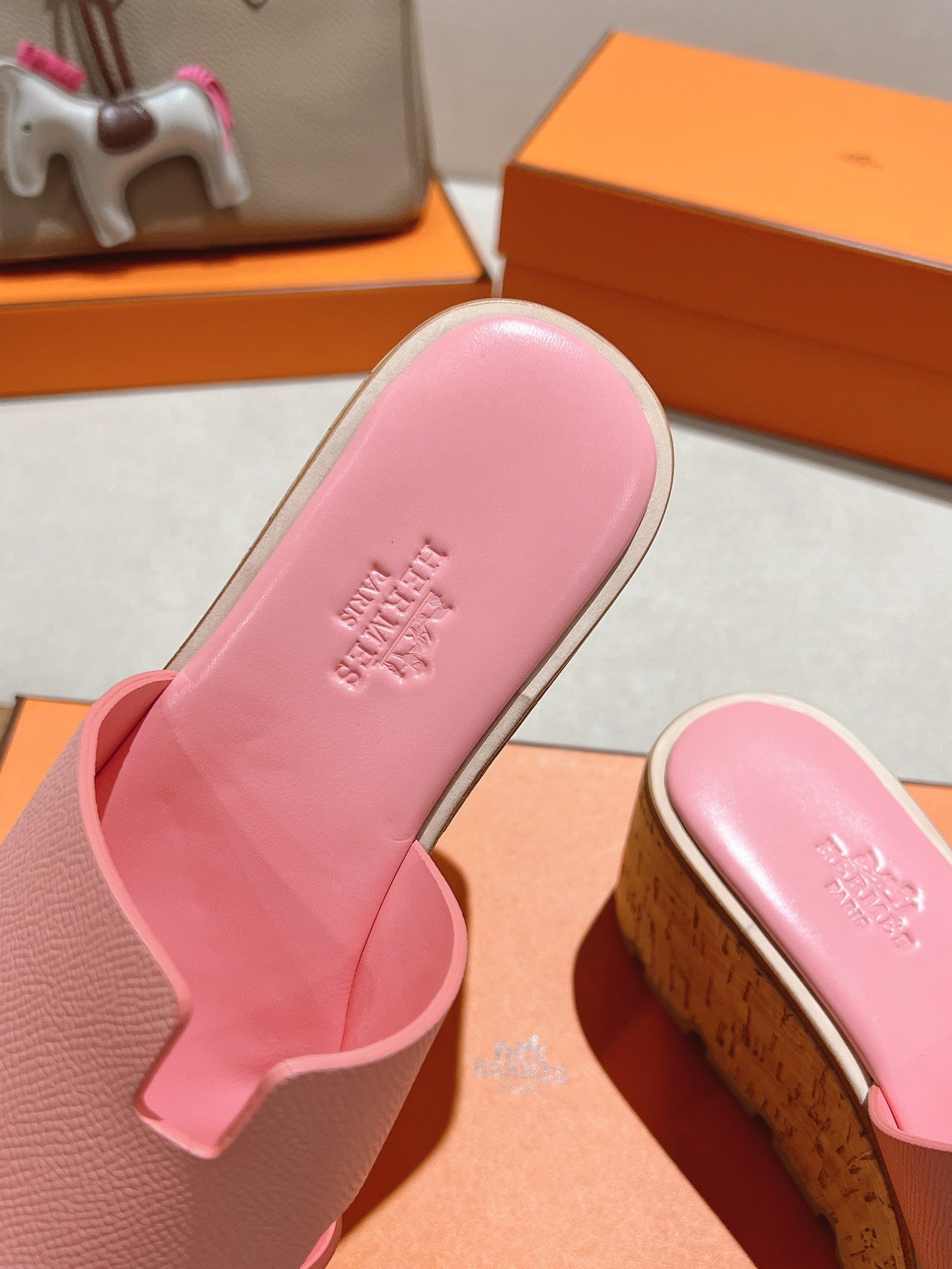 HM 25S HIGH WEDGE SANDALS IN PINK LAMBSKIN STYLE 31